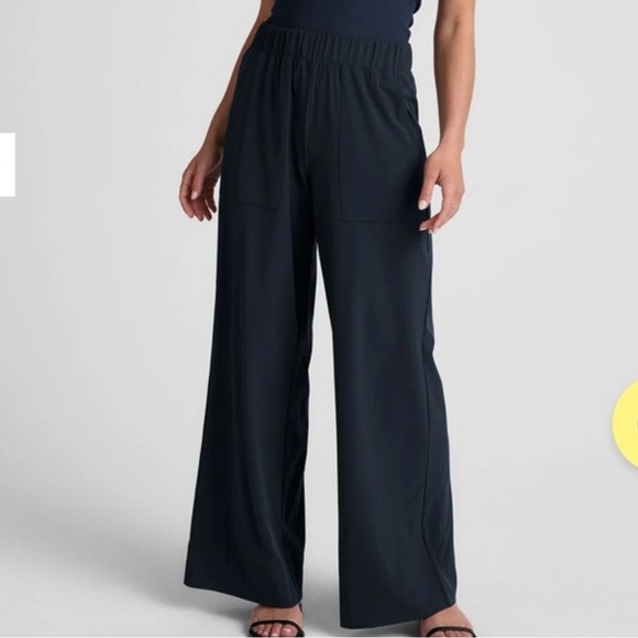 Beyond Yoga Wide Leg Navy Pants - Picture 2 of 10